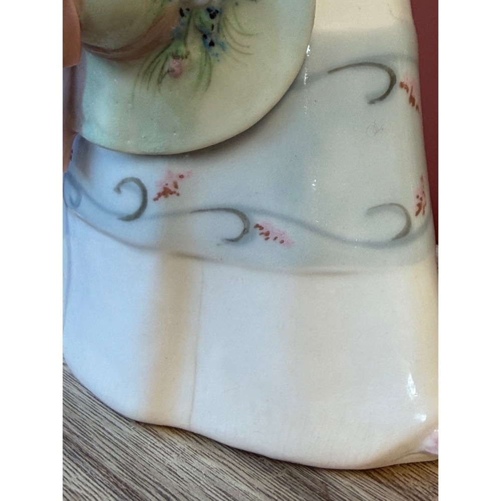 Vintage Casades of Spain, Lladro Style Porcelain Figurine Lady with Floral Hat - Picture 7 of 9